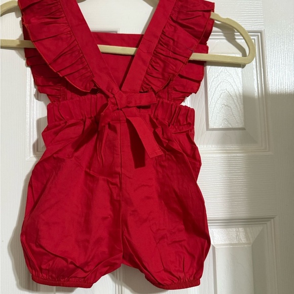 New Sweetheart Ruffle Bubble Romper - Picture 5 of 7